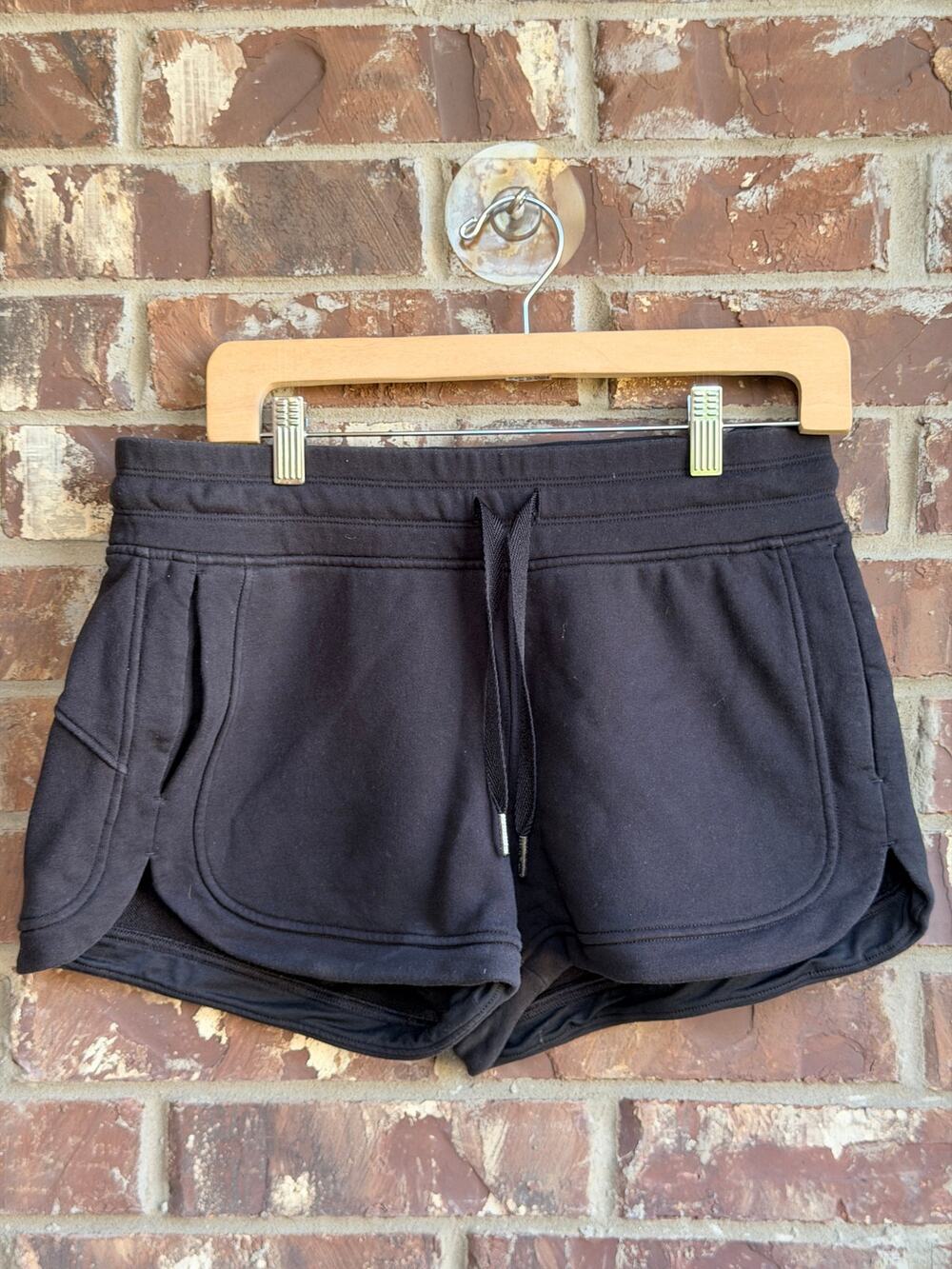 Lululemon Black Drawstring Athletic Running Shorts Size 10